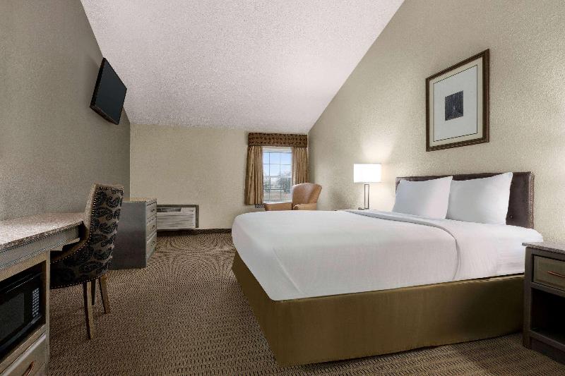 Travelodge By Wyndham Coffeyville image