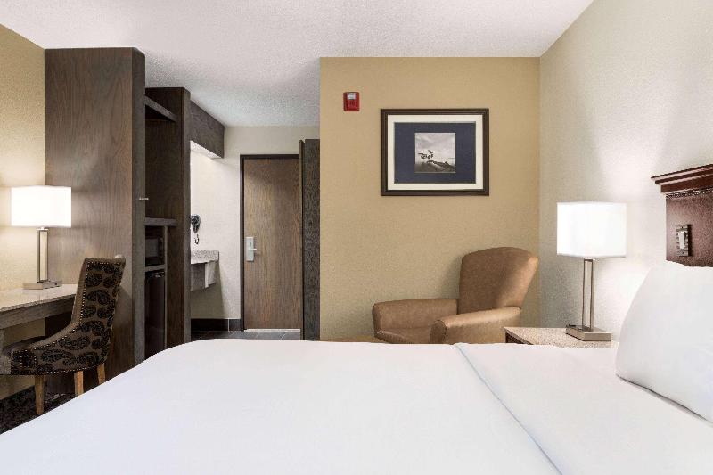 Travelodge By Wyndham Coffeyville image