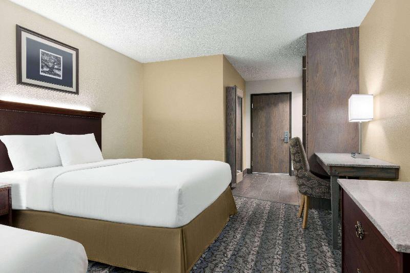 Travelodge By Wyndham Coffeyville image