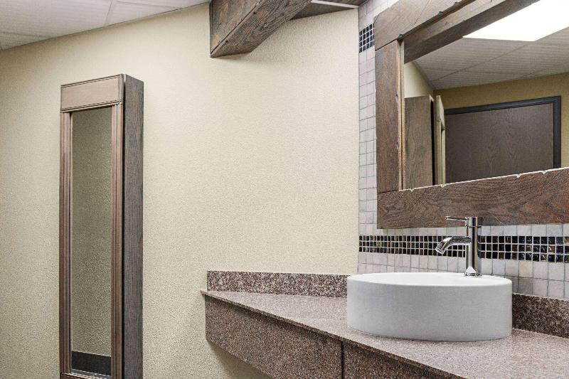 Travelodge By Wyndham Coffeyville image