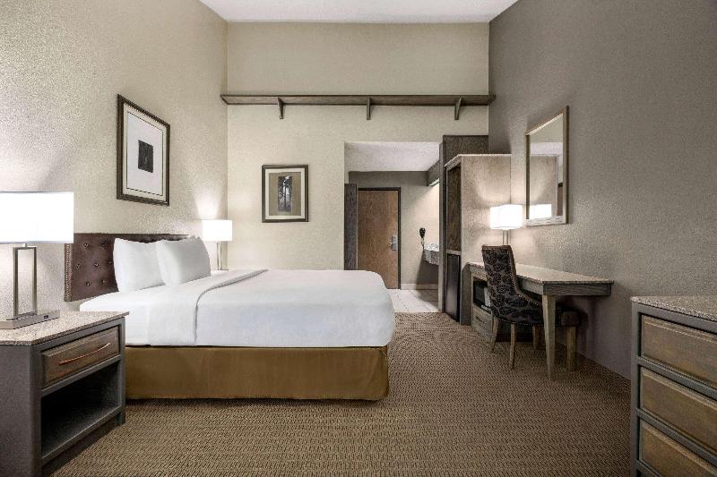 Travelodge By Wyndham Coffeyville image