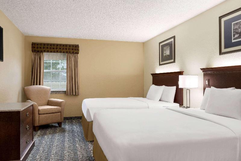 Travelodge By Wyndham Coffeyville image