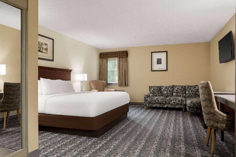 Travelodge By Wyndham Coffeyville image