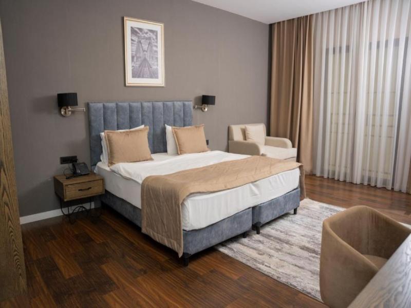Port Rivoli Hotel Baku image