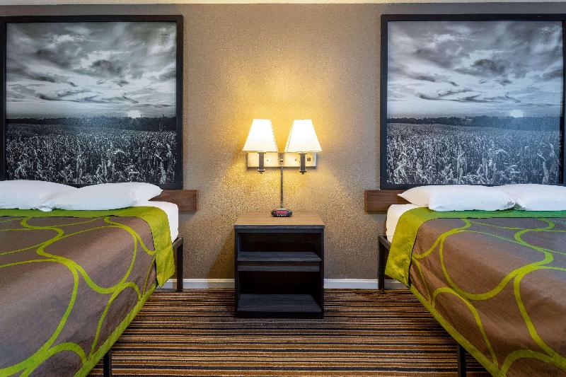 Super 8 by Wyndham Missouri Valley image