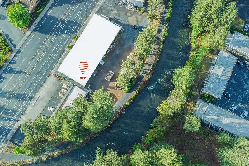 Budget Inn Bend image