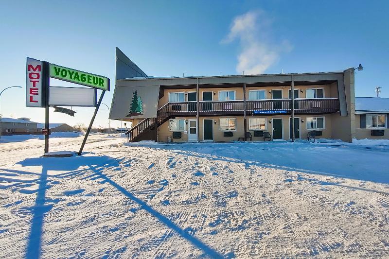 Love Hotels Voyageur by OYO at International Falls image
