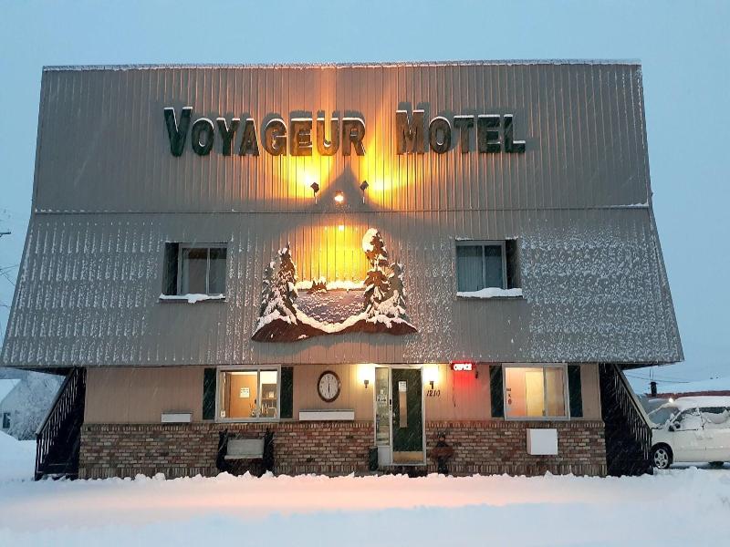 Love Hotels Voyageur by OYO at International Falls image