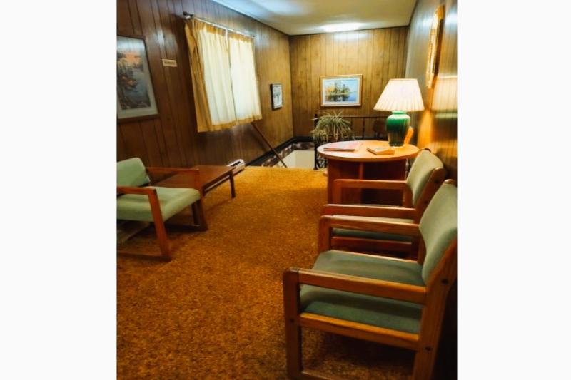 Love Hotels Voyageur by OYO at International Falls image
