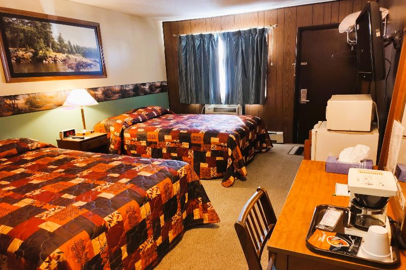 Love Hotels Voyageur by OYO at International Falls image