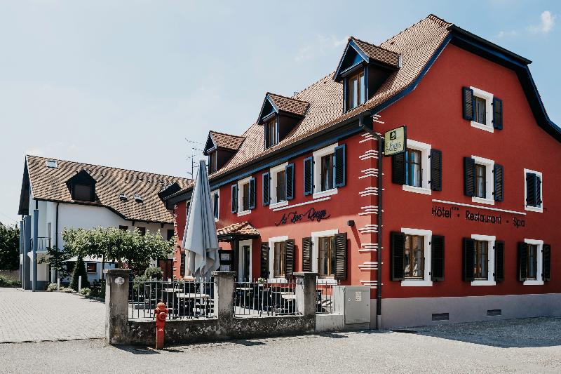 Logis Hotel Au Lion Rouge image