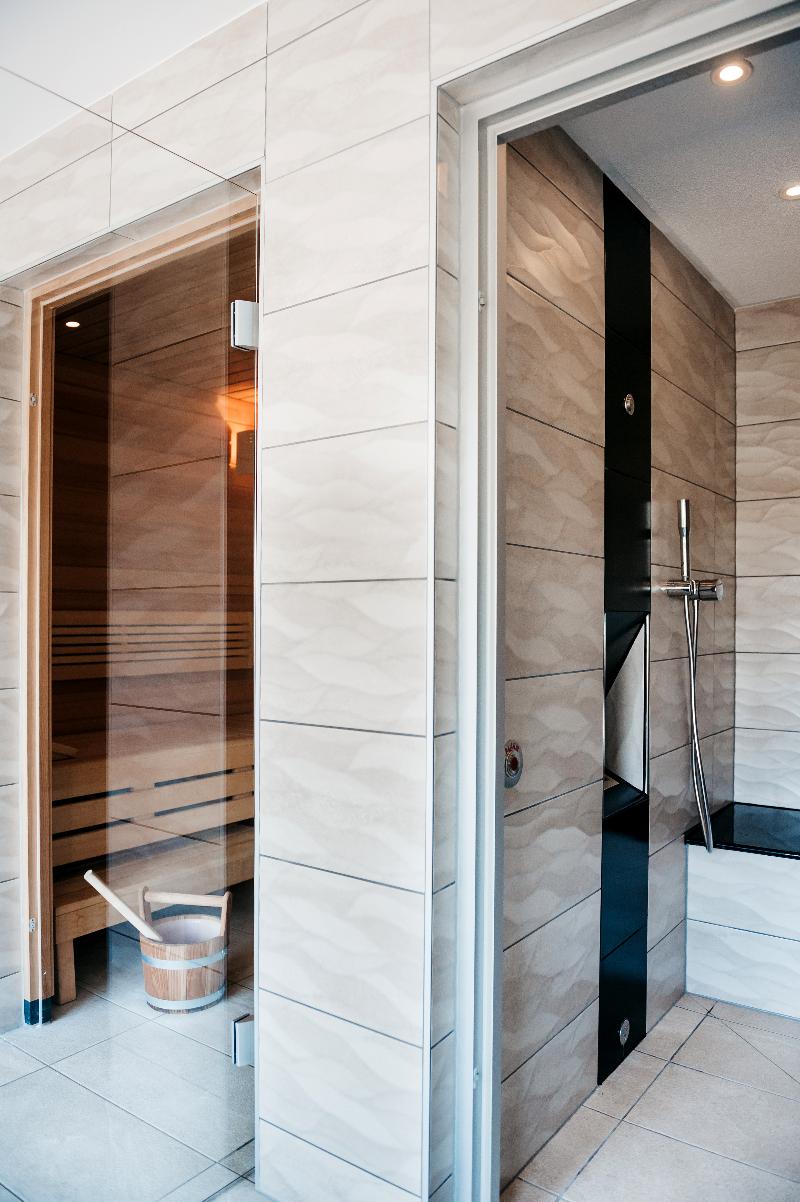 Logis Hotel Au Lion Rouge image