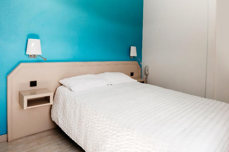 Logis Hotel Au Lion Rouge image
