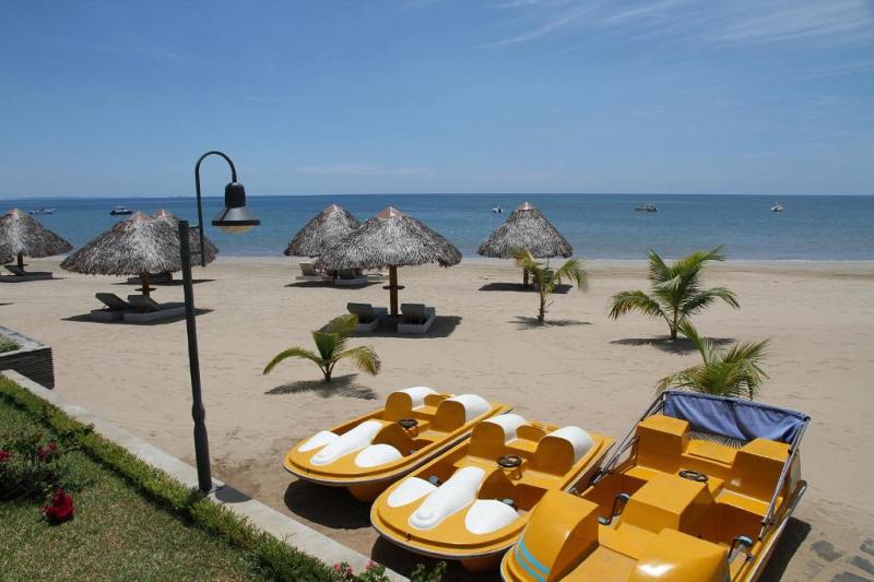Palm Beach Resort & Spa — view