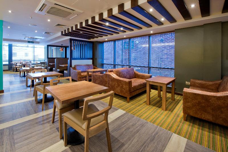 Premier Inn Letchworth Garden City image