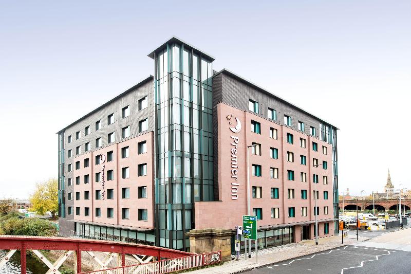 Premier Inn Manchester City Centre West