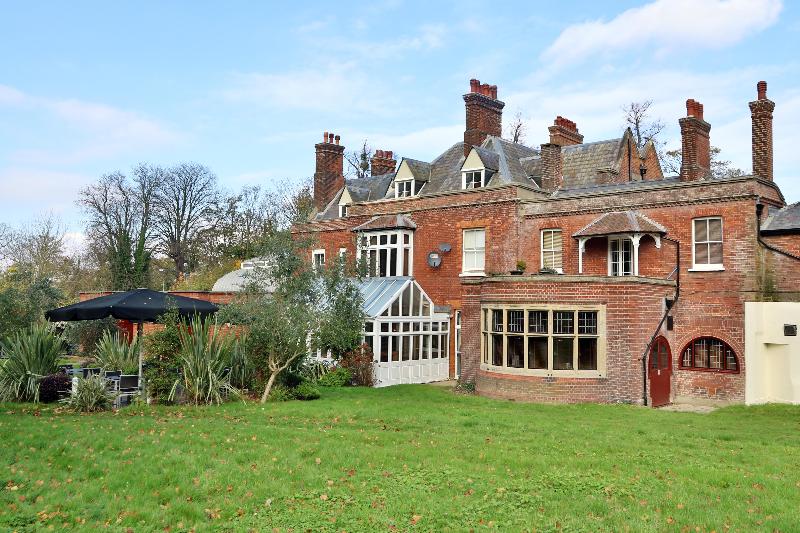 Premier Inn London Croydon South - A212