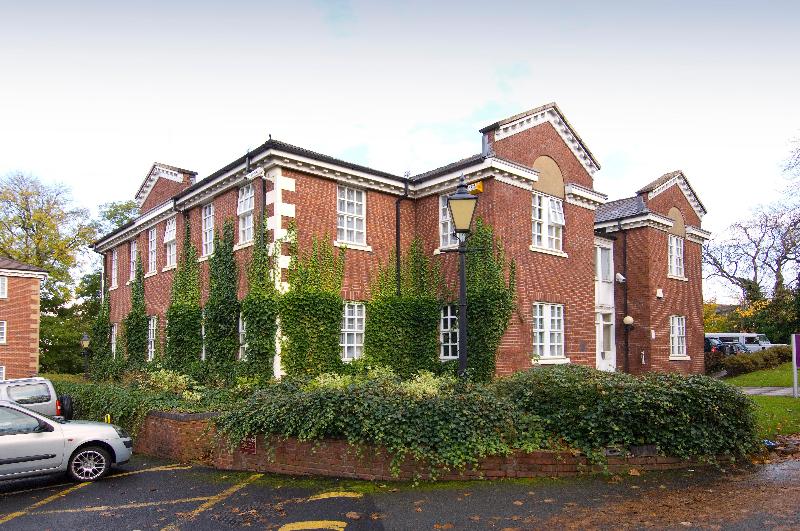 Premier Inn Stockport Central