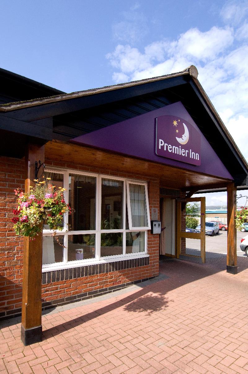 Premier Inn Swansea North
