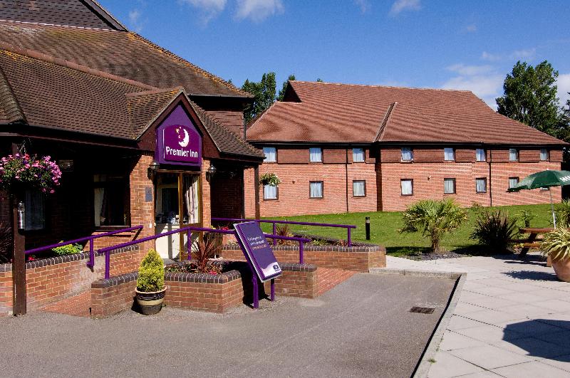 Premier Inn Christchurch - East