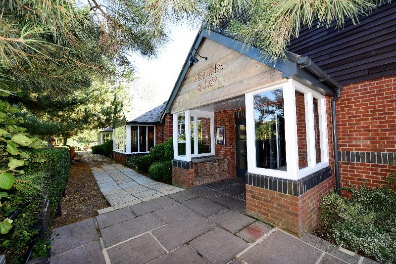 Premier Inn Isle Of Wight - Newport image