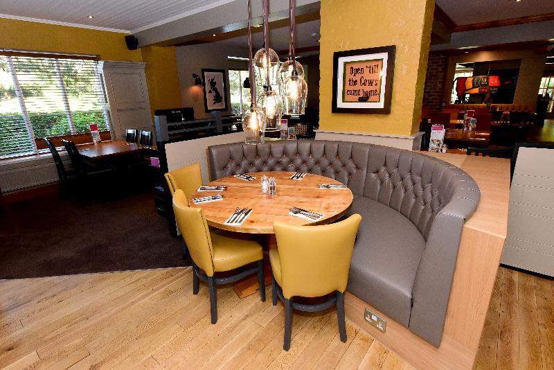 Premier Inn Isle Of Wight - Newport image
