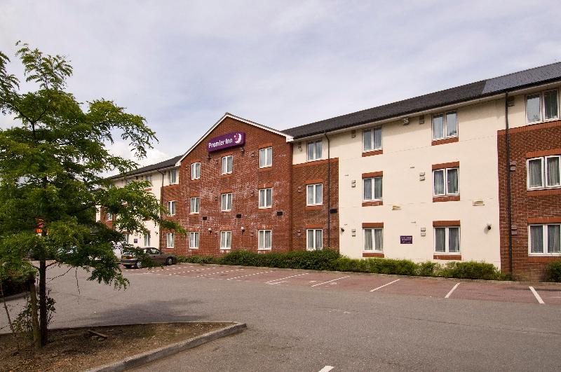 Premier Inn Newport Wales - M4 J24