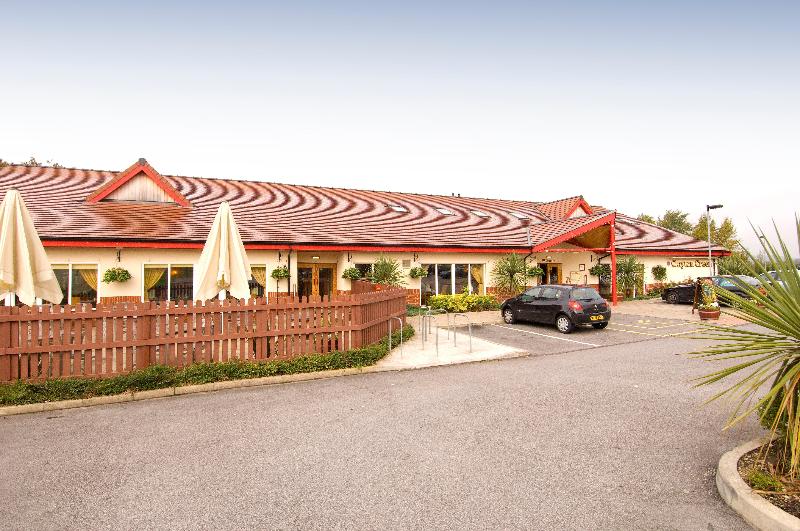 Premier Inn Oldham Central