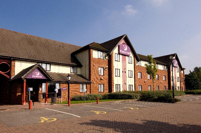 Premier Inn Telford Central image