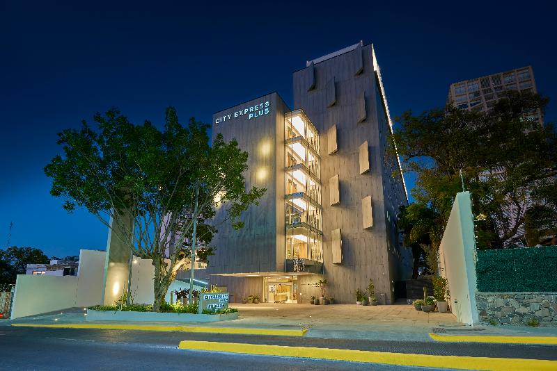 City Plus Guadalajara Providencia