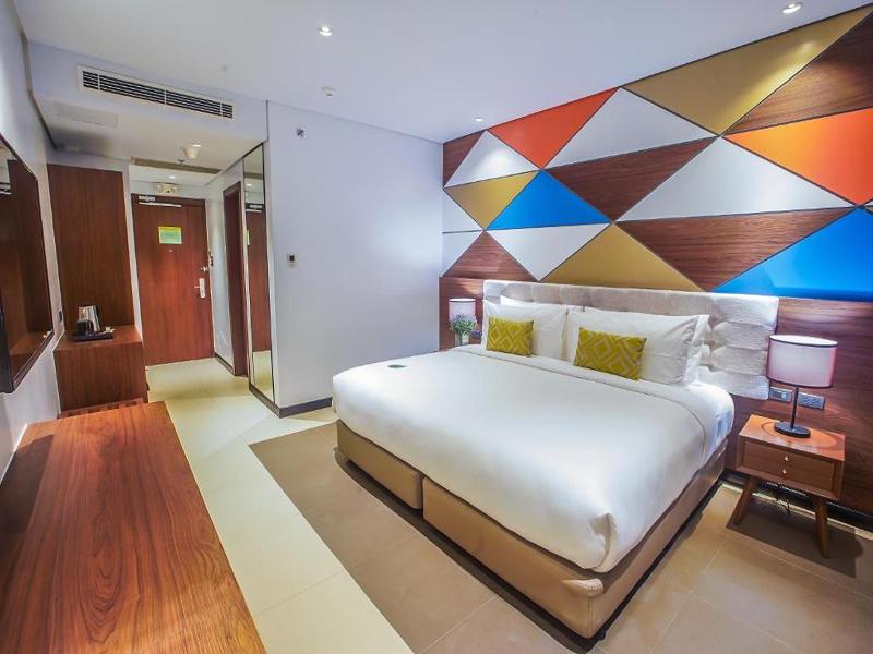 Summit Hotel Naga image