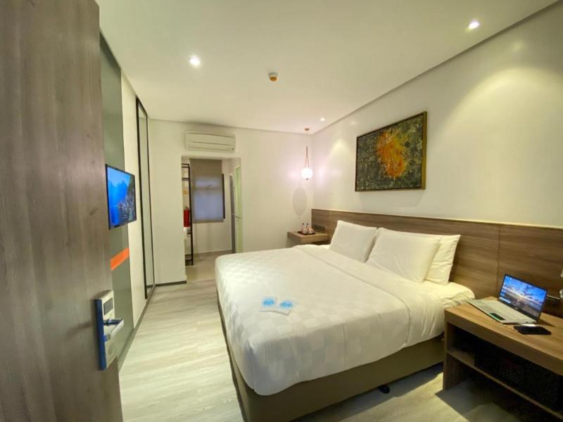 Go Hotels Plus Tuguegarao image