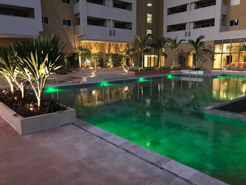 Hot Beach Suites image
