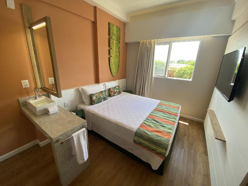 Hot Beach Suites image