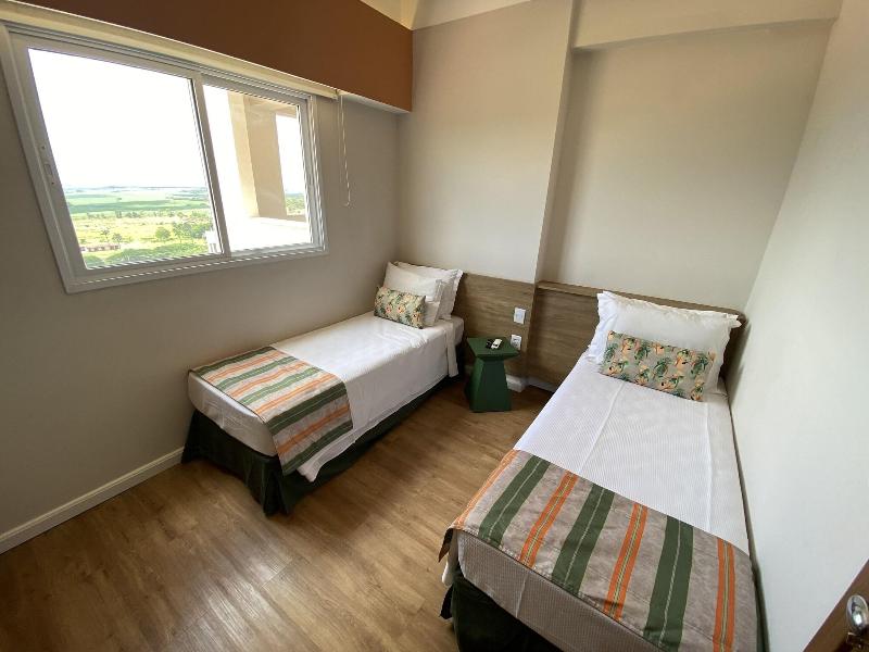 Hot Beach Suites image