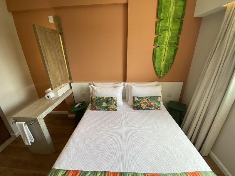 Hot Beach Suites image