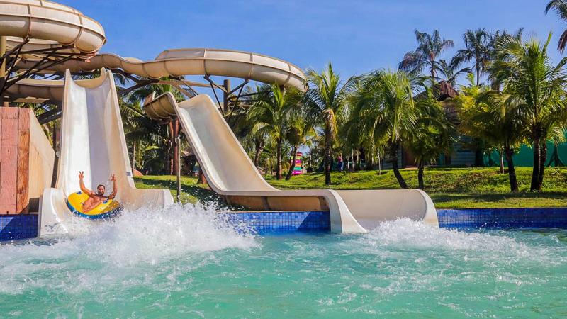 Hot Beach Suites image