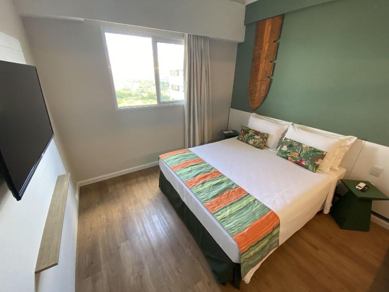Hot Beach Suites image