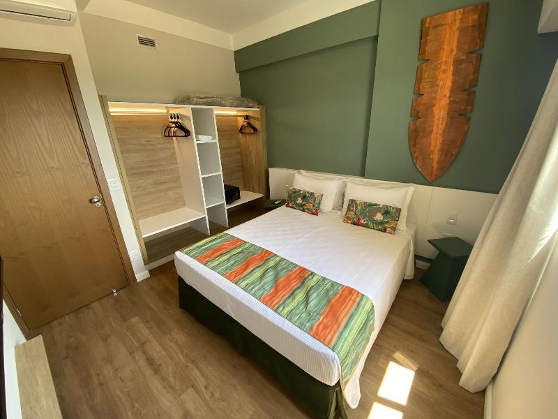 Hot Beach Suites image