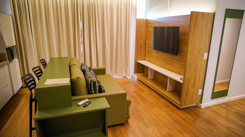 Hot Beach Suites image