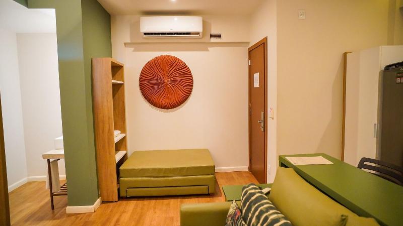 Hot Beach Suites image