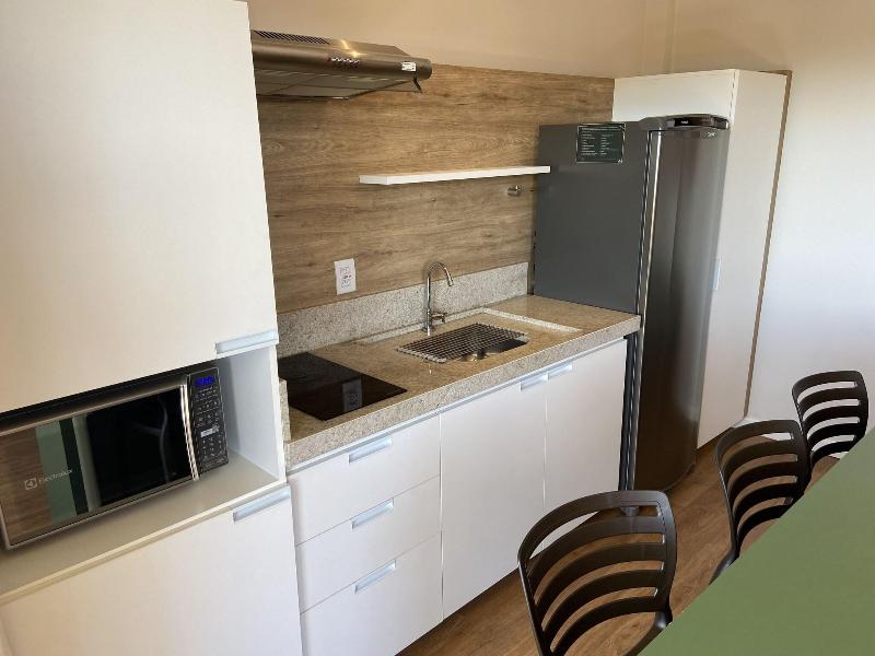 Hot Beach Suites image