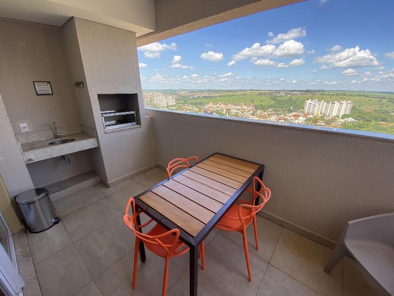Hot Beach Suites image