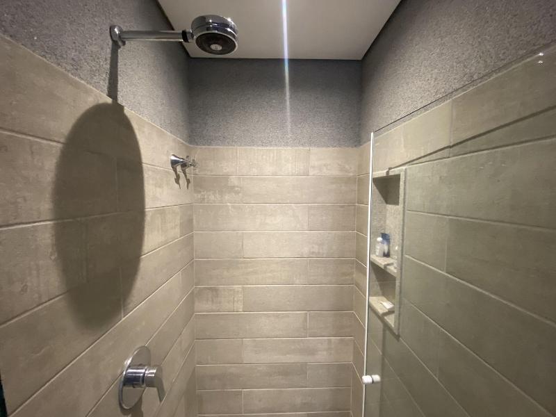 Hot Beach Suites image
