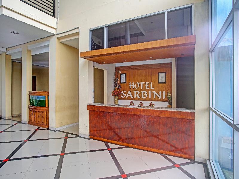 OYO 90947 Hotel Sarbini
