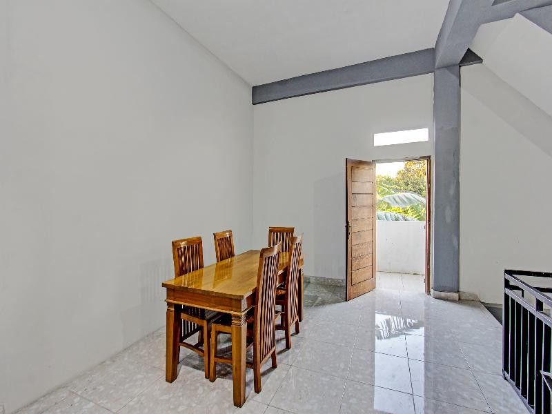 OYO 91210 Hotel J3 — general view