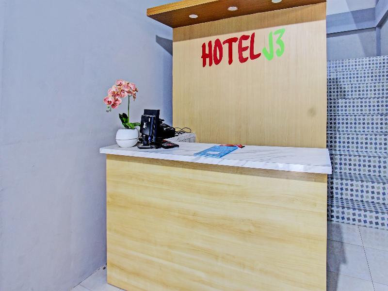OYO 91210 Hotel J3 image