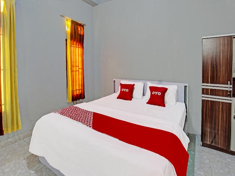 OYO 91210 Hotel J3 image