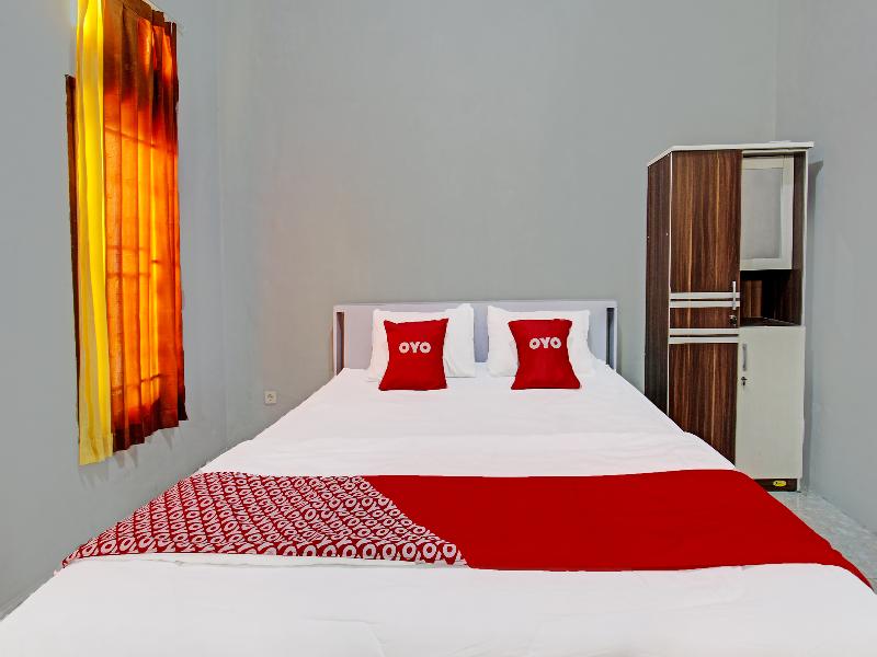 OYO 91210 Hotel J3 image