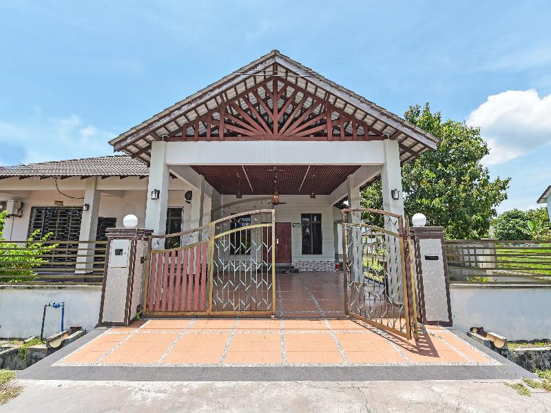 OYO Home 90448 Nurbayu Guest House 3